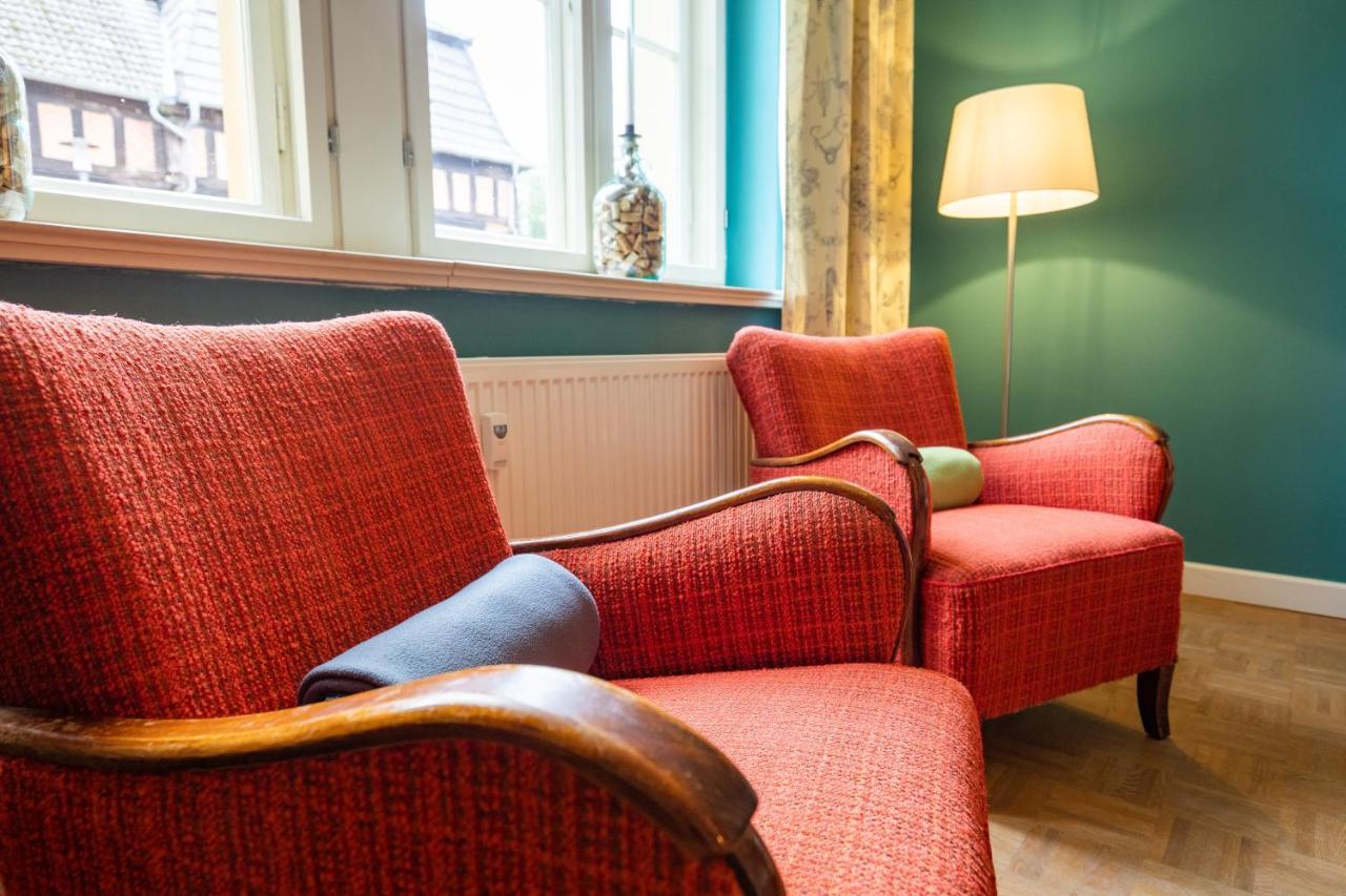 Kavaliershaus Krumke - Gaestehaus Im Schlosspark - Schluesselbox - Kein Tv Hotel Екстериор снимка